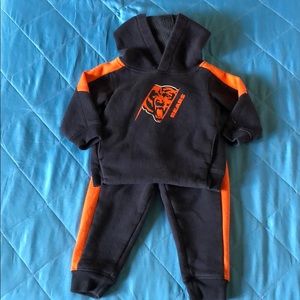 DA BEARS hooded sweatshirt and pants set